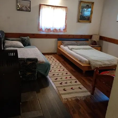 Country house Farma 2 *